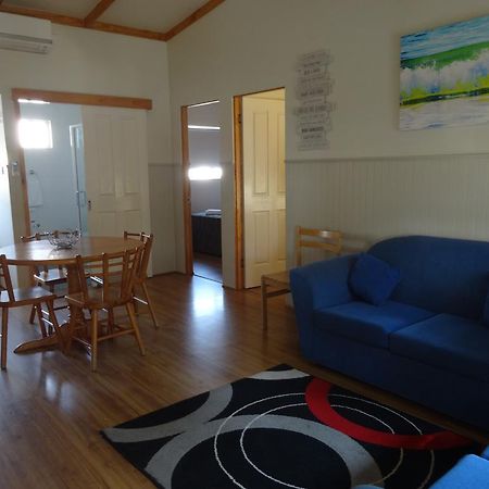 Caseys Beach Holiday Park Sunshine Bay Exterior foto