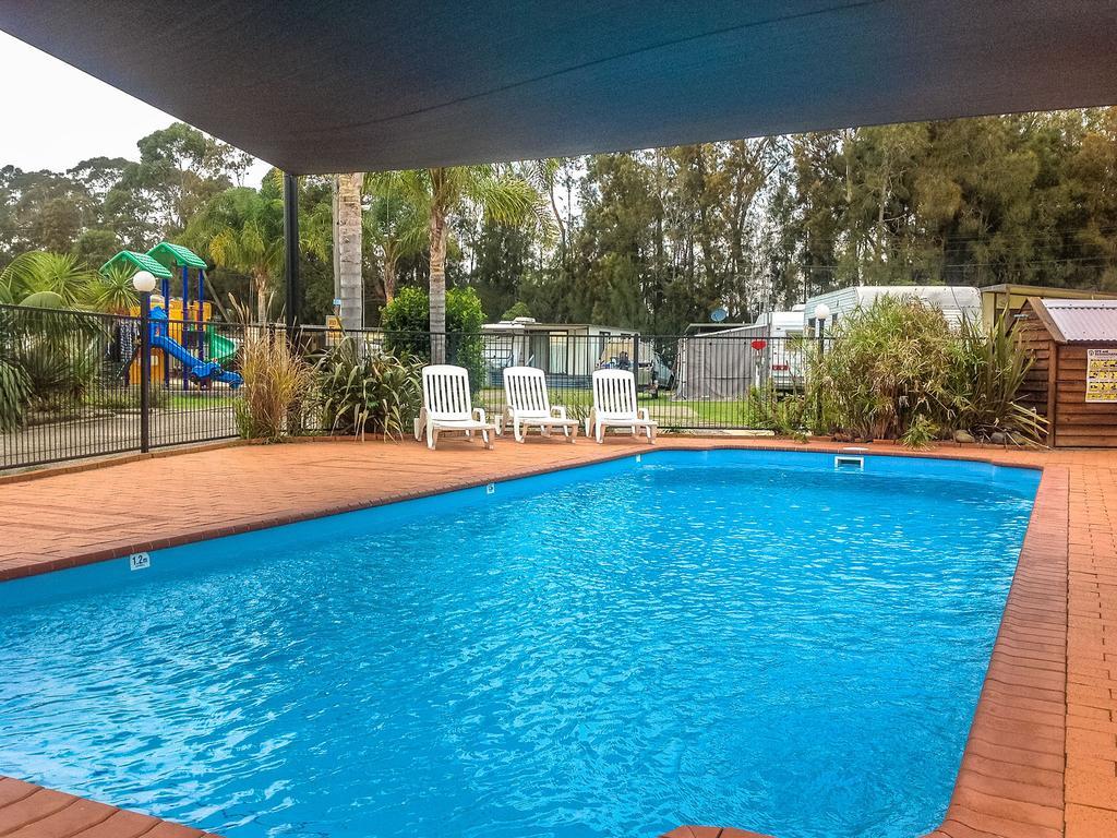 Caseys Beach Holiday Park Sunshine Bay Exterior foto
