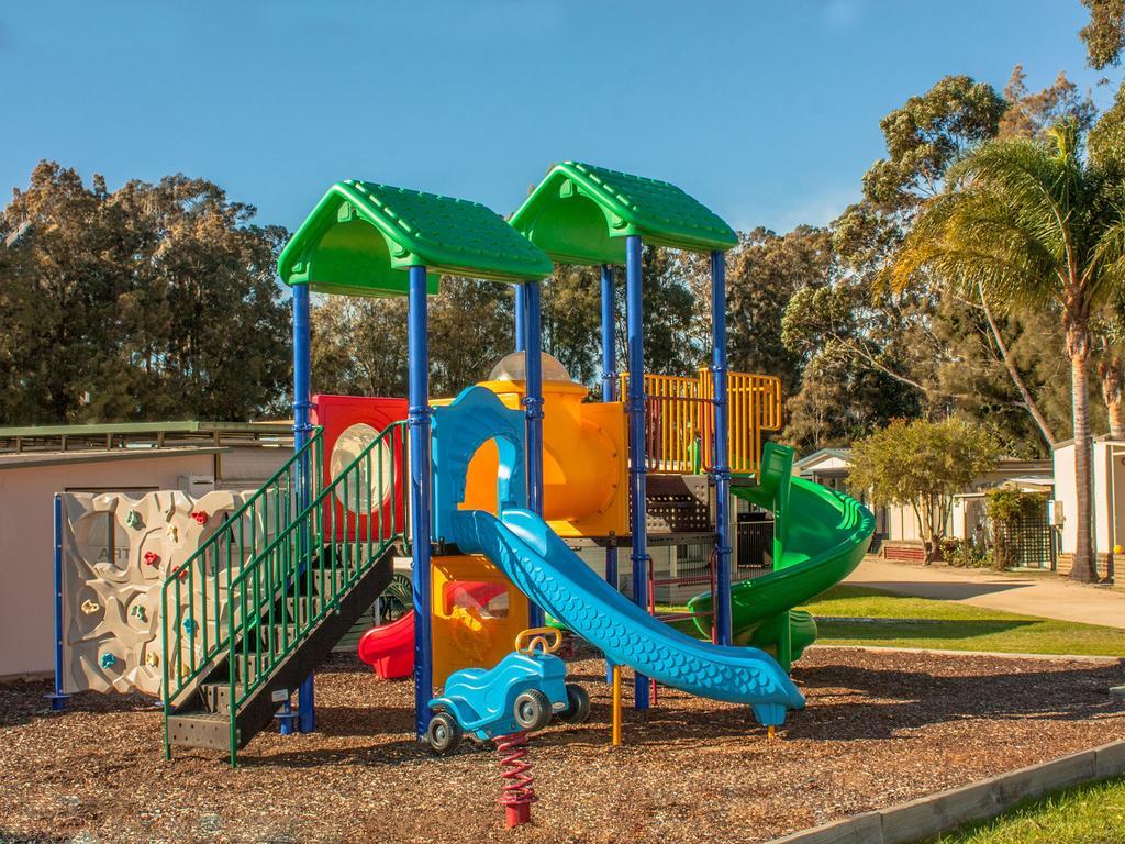 Caseys Beach Holiday Park Sunshine Bay Exterior foto